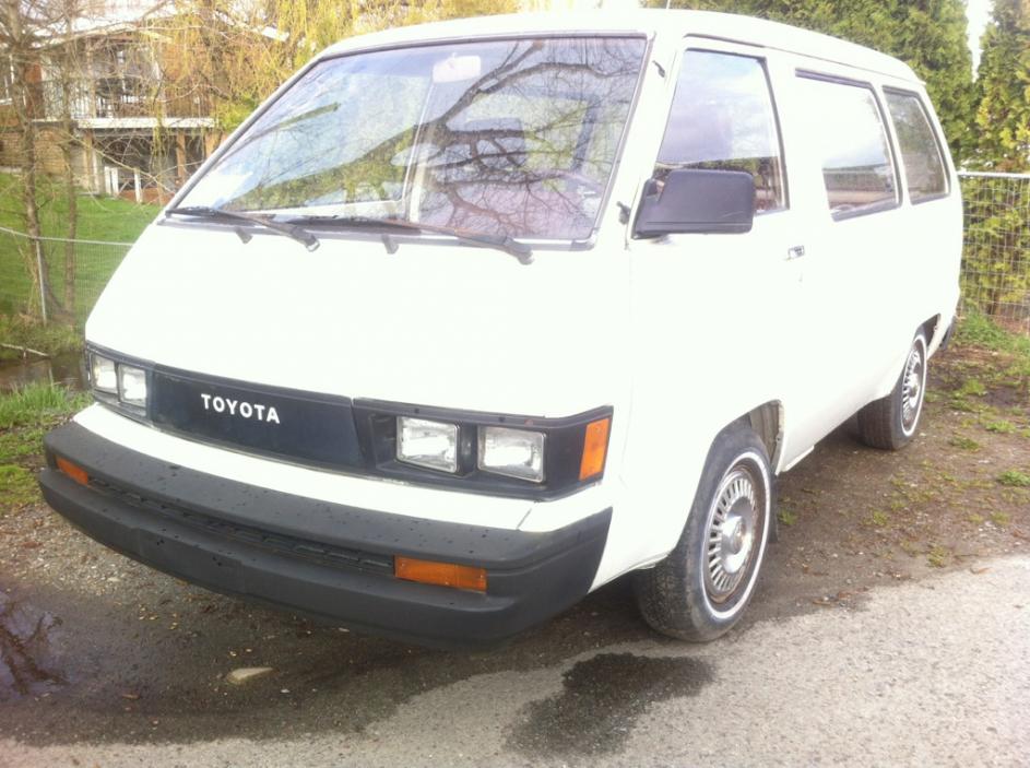 Name:  Toyota van.jpg
Views: 1676
Size:  93.1 KB